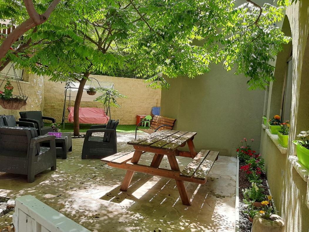 Garden Apartments. Mas'ada 外观 照片